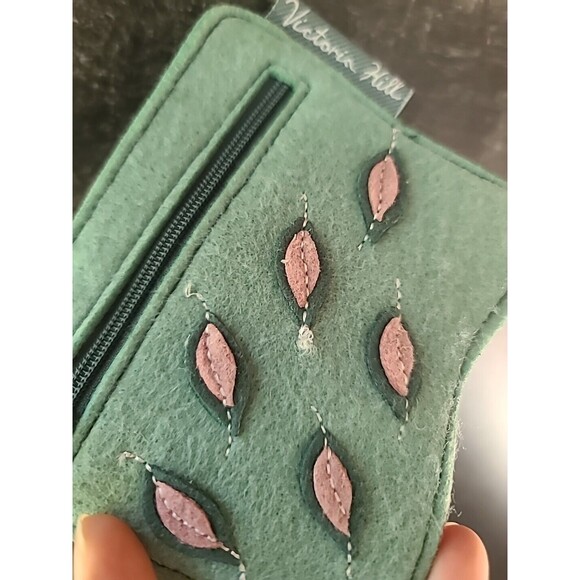 Victoria Hill Felt Coin Purse - Picture 8 of 9